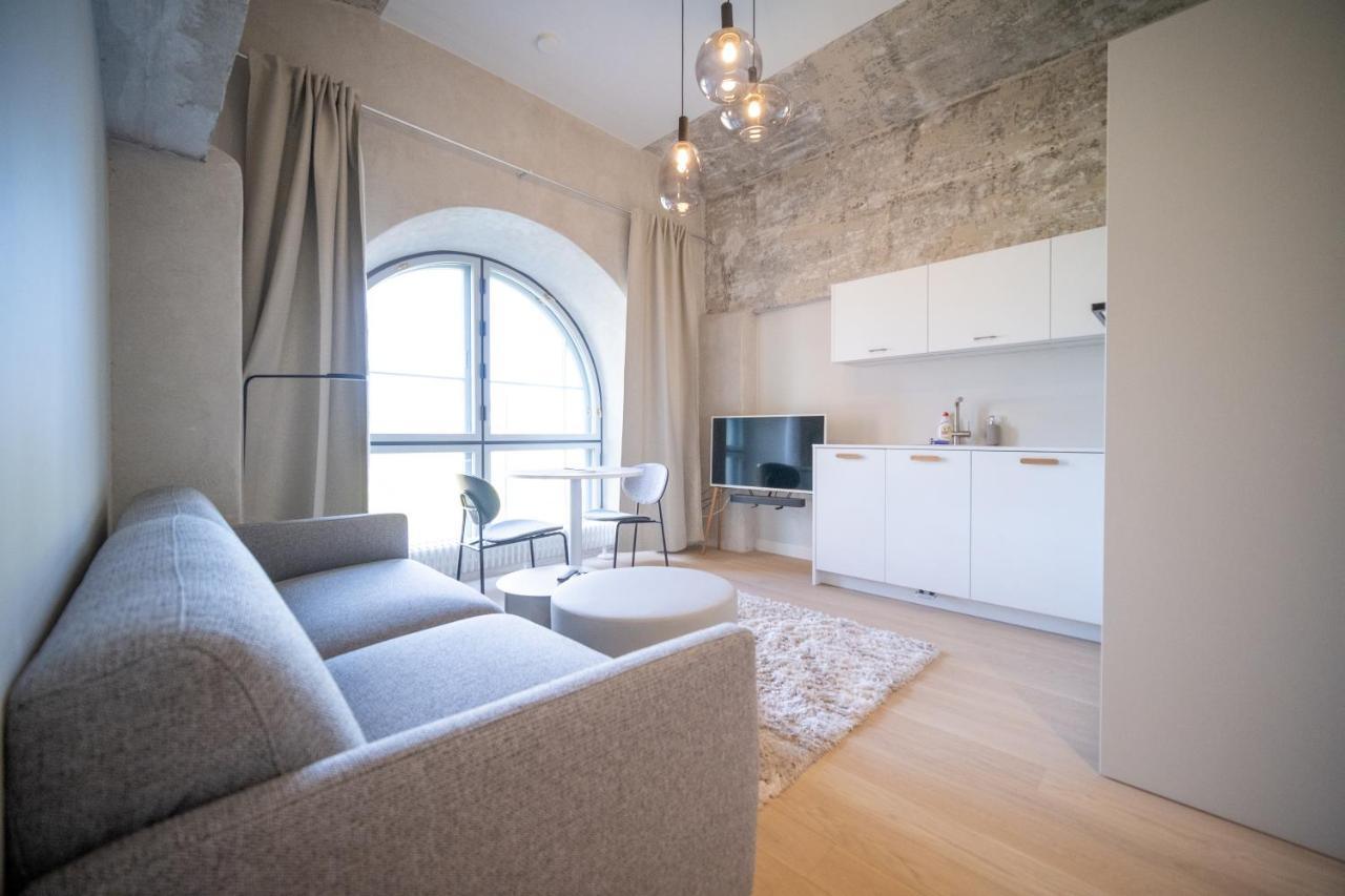 Baltic Accommodation - Urban Style Apartment Талин Екстериор снимка